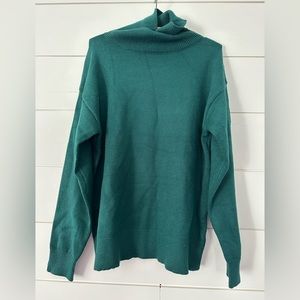 Vici Green Turtleneck Sweater Size Medium